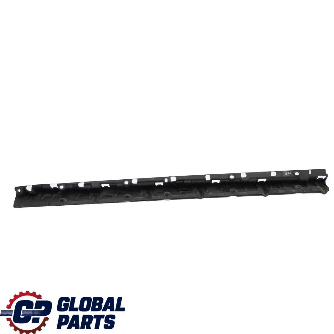 Left N/S Sill Side Skirt Mount Support Bracket to BMW X5 E70 with Part number 7207197 BMW X5 E70 Left N/S Sill Side Skirt Mount Support Bracket - SKU 7207197 - Part number 7207197