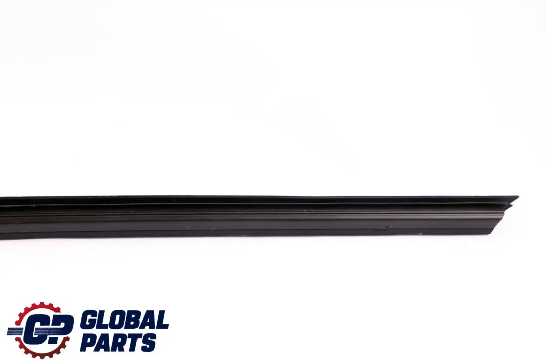 Channel Sealing Seal Inside Door Front Right to BMW X5 Series E70 with Part number 7207218 BMW X5 Series E70 Channel Sealing Seal Inside Door Front Right - SKU 7207218 - Part number 7207218