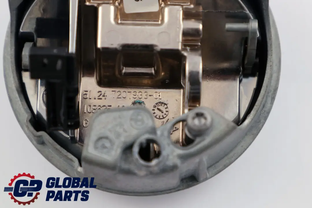 Emblem Button Tailgate Badge Open Opening to BMW 1 Series E81 E87 E87N LCI with Part number 7200938 BMW 1 Series E81 E87 E87N LCI Emblem Button Tailgate Badge Open Opening - SKU 7207333 - Part number 7200938