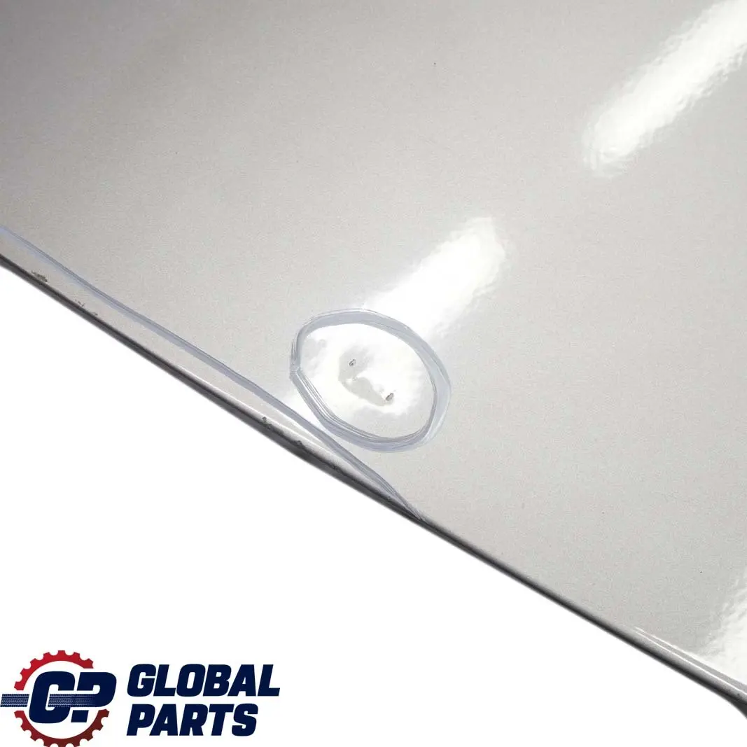 Droite Cachemire Argent - A72 pour BMW E81 E82 E88 Porte avant à propos du numéro de pièce 7207446 BMW E81 E82 E88 Porte avant Droite Cachemire Argent - A72 - SKU 7207446-KAS - Numéro de pièce 7207446