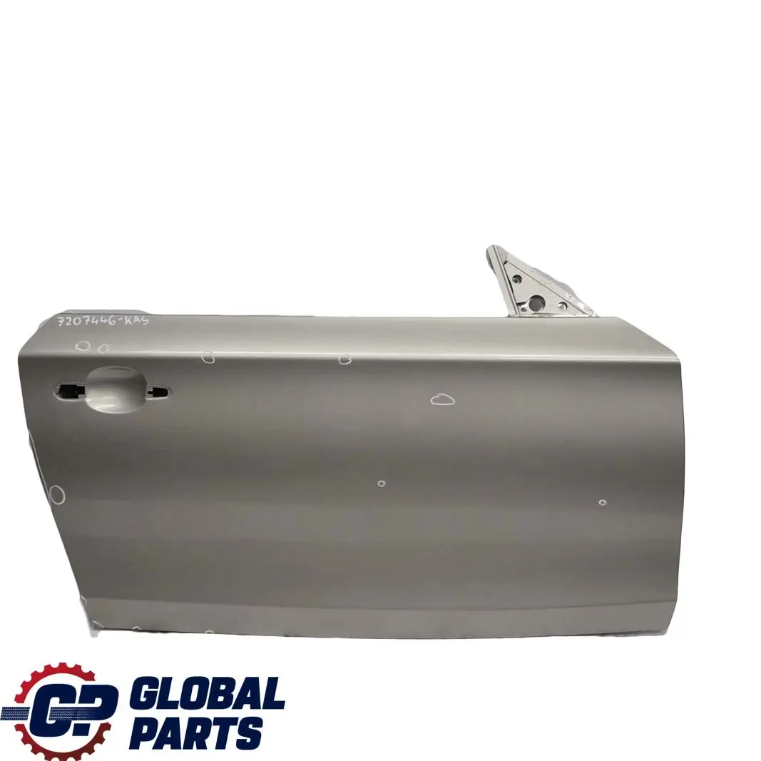 Porta Anteriore Destra Argento Cachemere Cashmere - A72 per BMW E81 E82 E88 con numero di parte 7207446 BMW E81 E82 E88 Porta Anteriore Destra Argento Cachemere Cashmere - A72 - SKU 7207446-KAS - Numero di parte 7207446