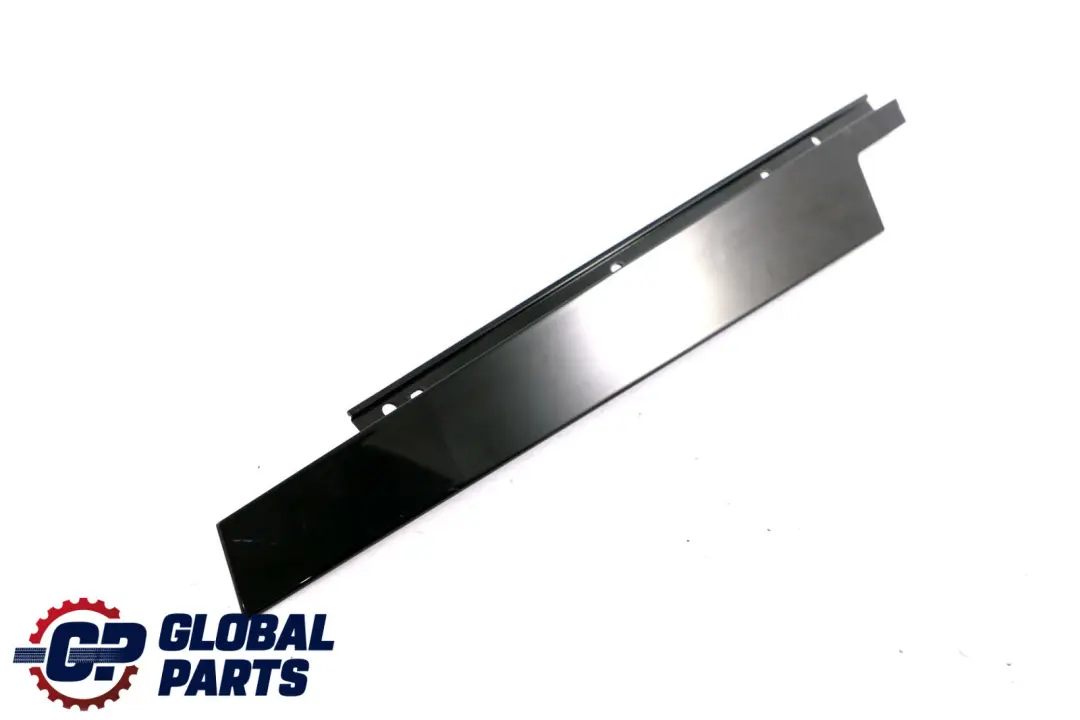 Acabado Marco Ventana Pilar B Delantero Derecho Alto Brillo para BMW E70 con número de pieza 7207832 BMW E70 Acabado Marco Ventana Pilar B Delantero Derecho Alto Brillo - SKU 7207832 - Número de pieza 7207832