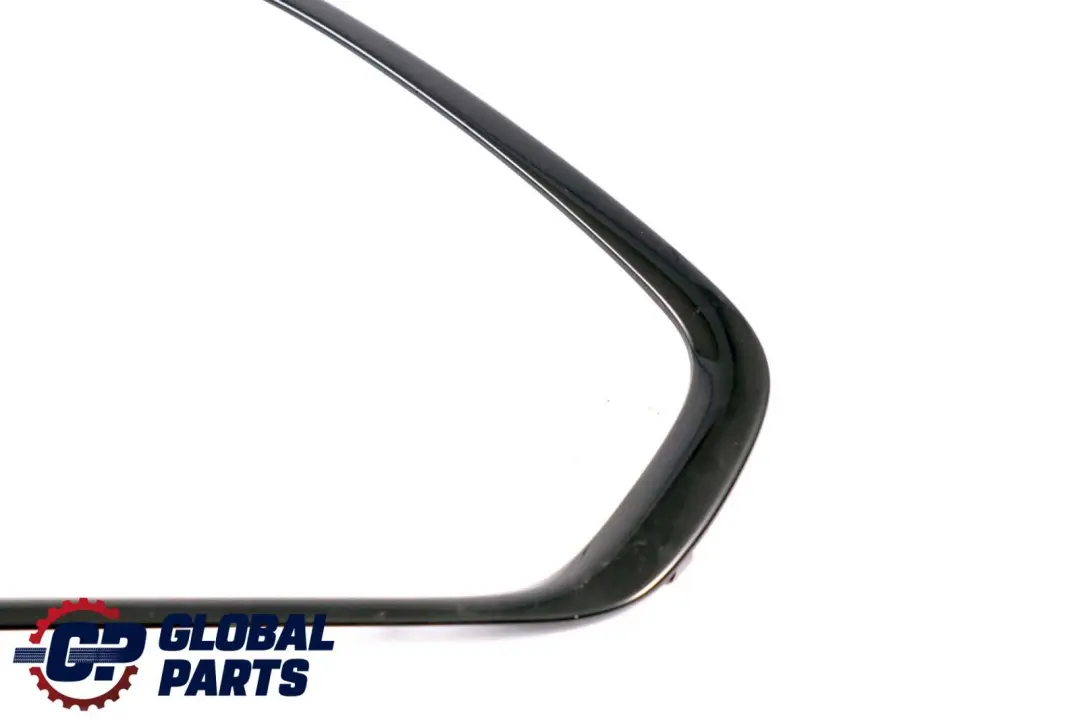BMW X5 E70 Moulure Disque Lateral Arriere Gauche Noir Brillant - SKU 7207845 - Numéro de pièce 7207845