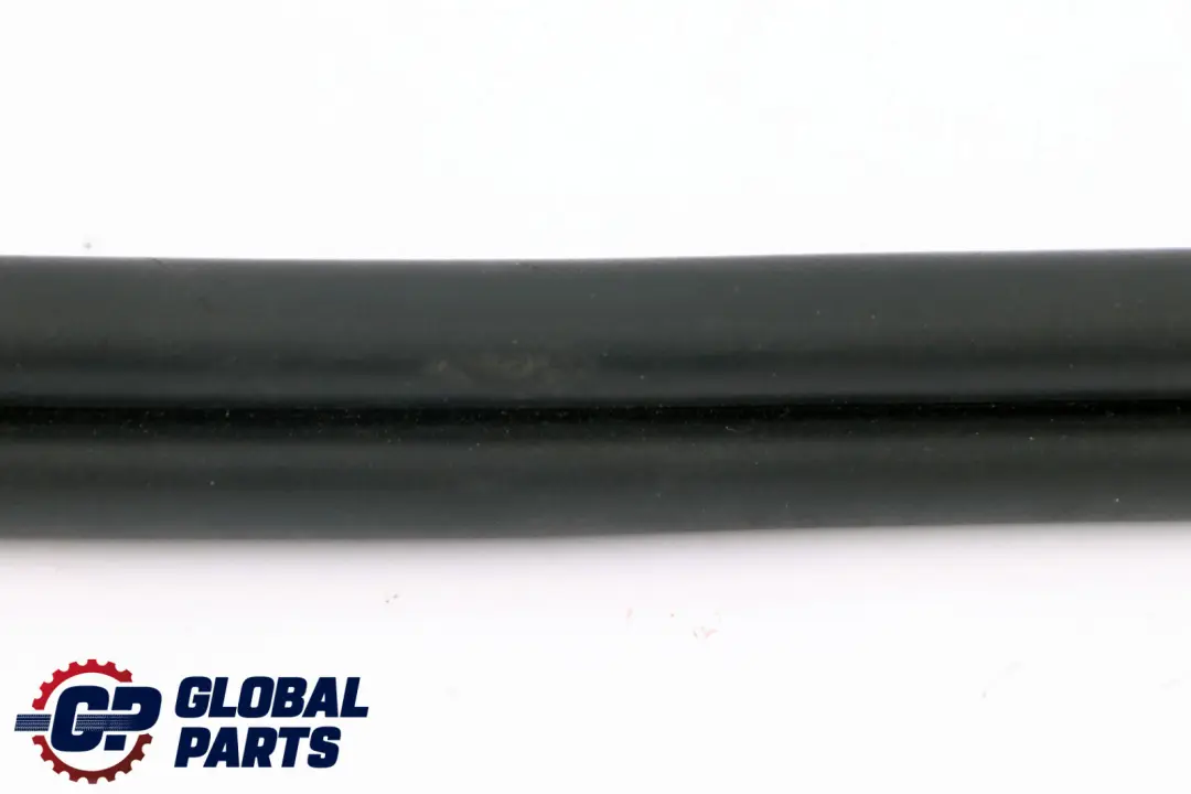 Trunk Lid Sealing Seal Gasket to BMW 1 Series E82 E88 with Part number 7208106 BMW 1 Series E82 E88 Trunk Lid Sealing Seal Gasket - SKU 7208105 - Part number 7208106