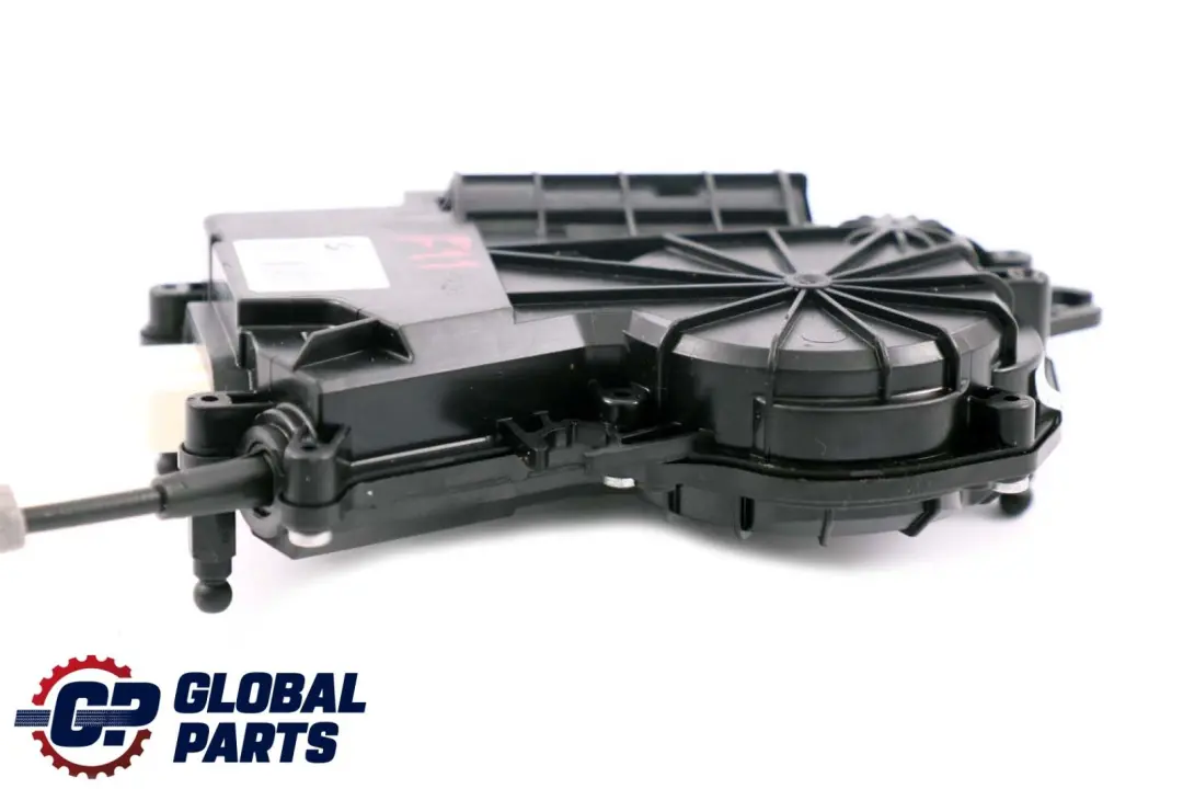  Motor de accionamiento cierre eléctrico tapa maletero BMW F11 - SKU 7208371 - Número de pieza 7208371