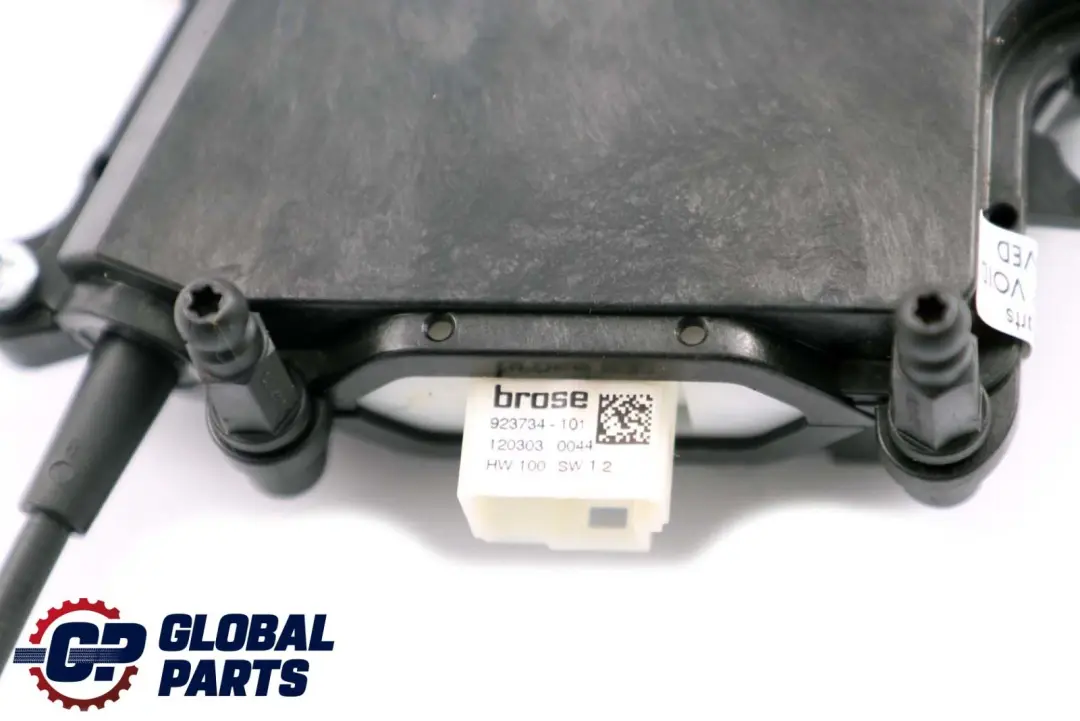  Motor de accionamiento cierre eléctrico tapa maletero BMW F11 - SKU 7208371 - Número de pieza 7208371