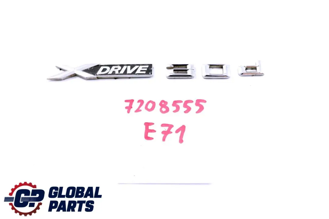 Lettering XDRIVE 30d Emblema Logo Trim Chrome per BMW X6 Serie E71 con numero di parte 7208555 BMW X6 Serie E71 Lettering XDRIVE 30d Emblema Logo Trim Chrome - SKU 7208555 - Numero di parte 7208555