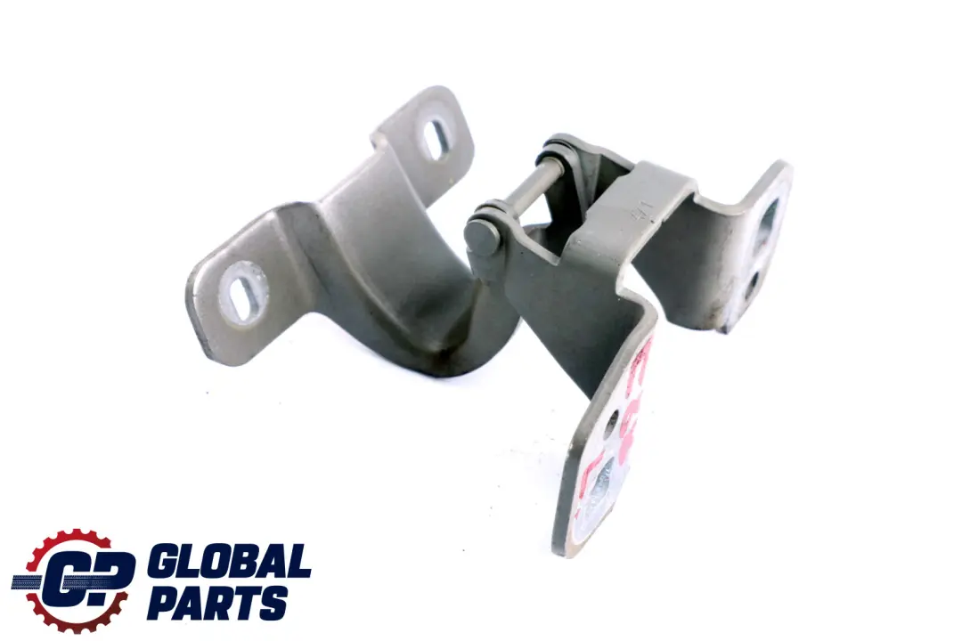 Left Folding Top Roof Flap Hinge N/S Kaschmirsilber Silver to BMW 1 Series E88 with Part number 7208713 BMW 1 Series E88 Left Folding Top Roof Flap Hinge N/S Kaschmirsilber Silver - SKU 7208713-KAS - Part number 7208713