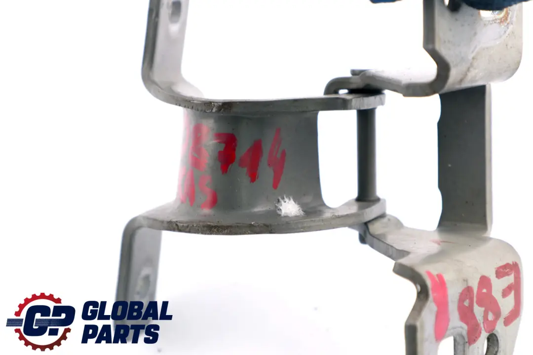 Charniere Volet de Capote Droite Cachemire Argent 0609472 pour BMW 1 E88 à propos du numéro de pièce 7208714 BMW 1 E88 Charniere Volet de Capote Droite Cachemire Argent 0609472 - SKU 7208714-KAS - Numéro de pièce 7208714