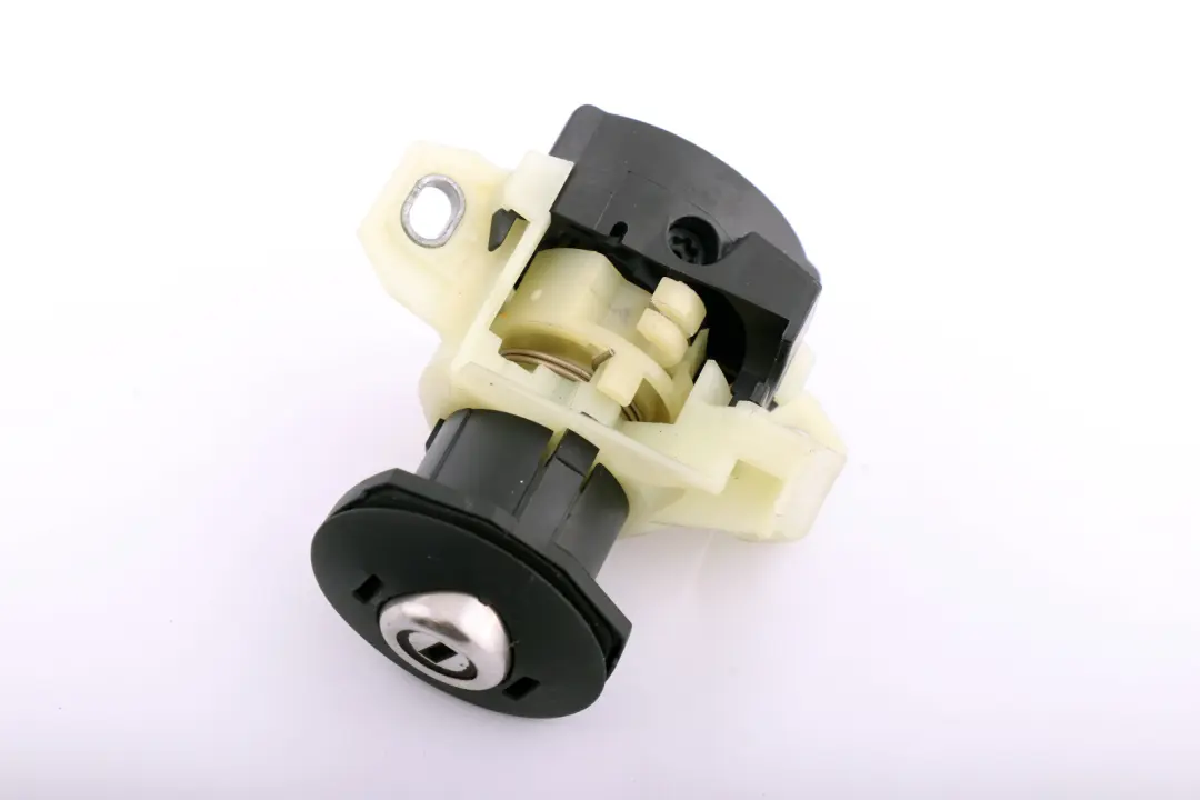 Verrouillage de la serrure du coffre du hayon 7167321 pour BMW E82 E88 à propos du numéro de pièce 7208718 BMW E82 E88 Verrouillage de la serrure du coffre du hayon 7167321 - SKU 7208718 - Numéro de pièce 7208718