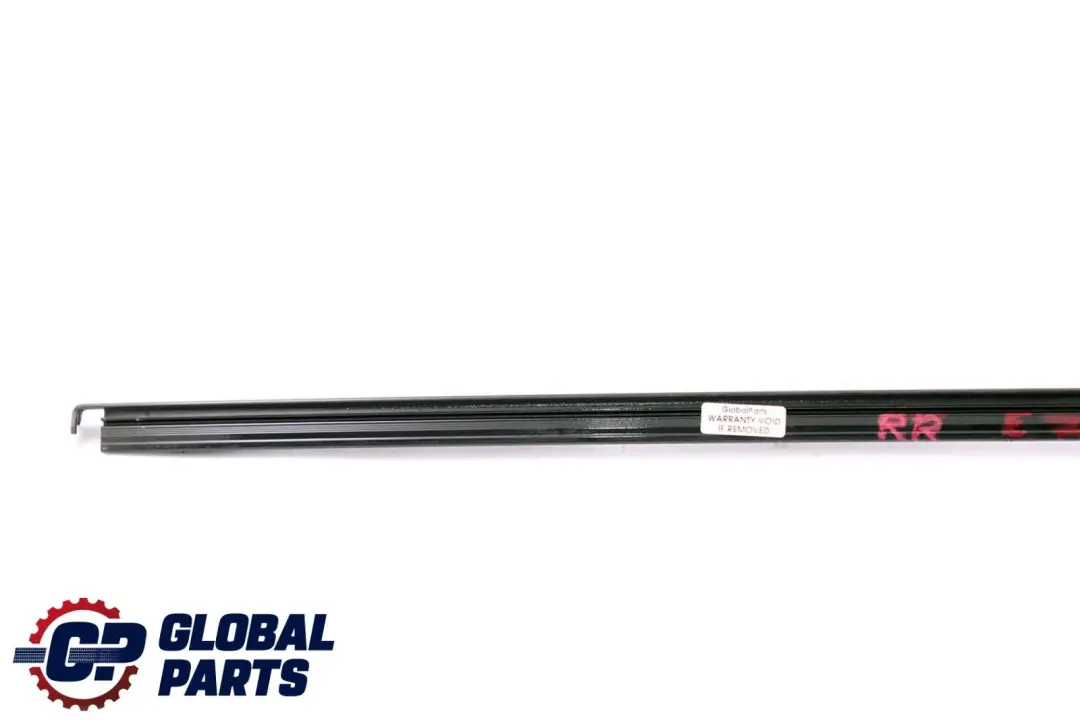 Puerta Trasera Derecha Burlete Exterior Negro Brillante para BMW X5 E70 con número de pieza 7209144 BMW X5 E70 Puerta Trasera Derecha Burlete Exterior Negro Brillante - SKU 7209144 - Número de pieza 7209144