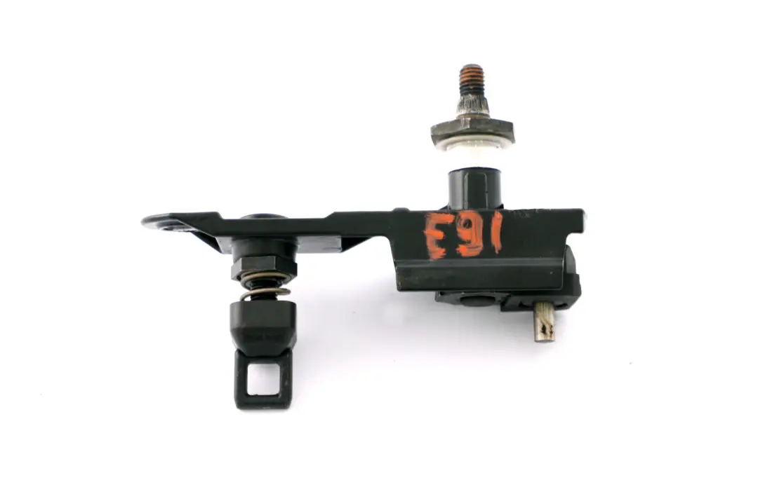 Eje Limpiaparabrisas Pivote Ventana Trasera para BMW E61 E61N E91 E91N LCI con número de pieza 7209167 BMW E61 E61N E91 E91N LCI Eje Limpiaparabrisas Pivote Ventana Trasera - SKU 7209167 - Número de pieza 7209167