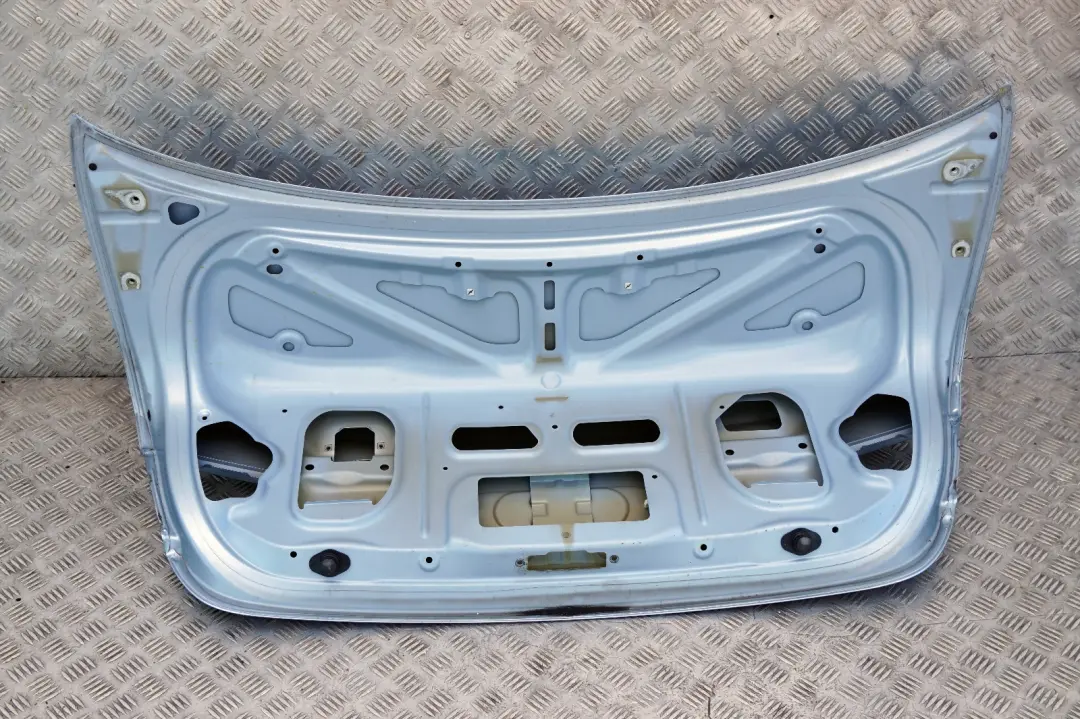 Klapa tylna bagażnika bluewater do BMW E90 LCI o numerze 7209701 BMW E90 LCI Klapa tylna bagażnika bluewater - SKU 7209701-WB - Numer Części 7209701