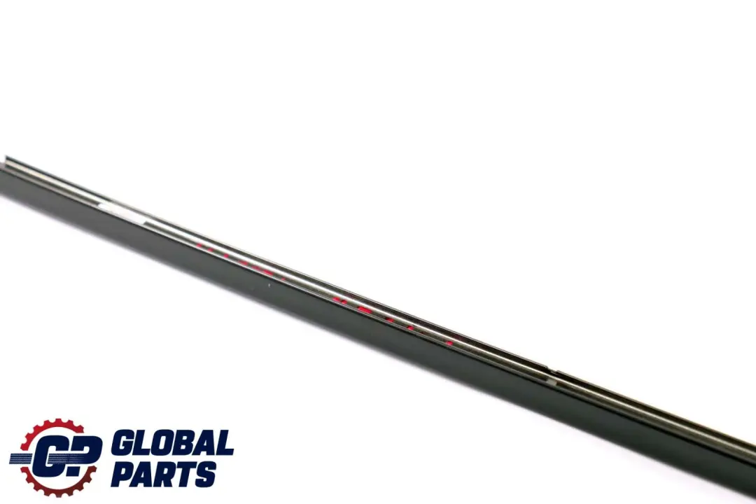 F11N LCI Kombi Blende Fensterführungssteg Links Schwarz für BMW 5 er F11 mit Teilenummer 7209717 BMW 5 er F11 F11N LCI Kombi Blende Fensterführungssteg Links Schwarz - SKU 7209717 - Teilenummer 7209717