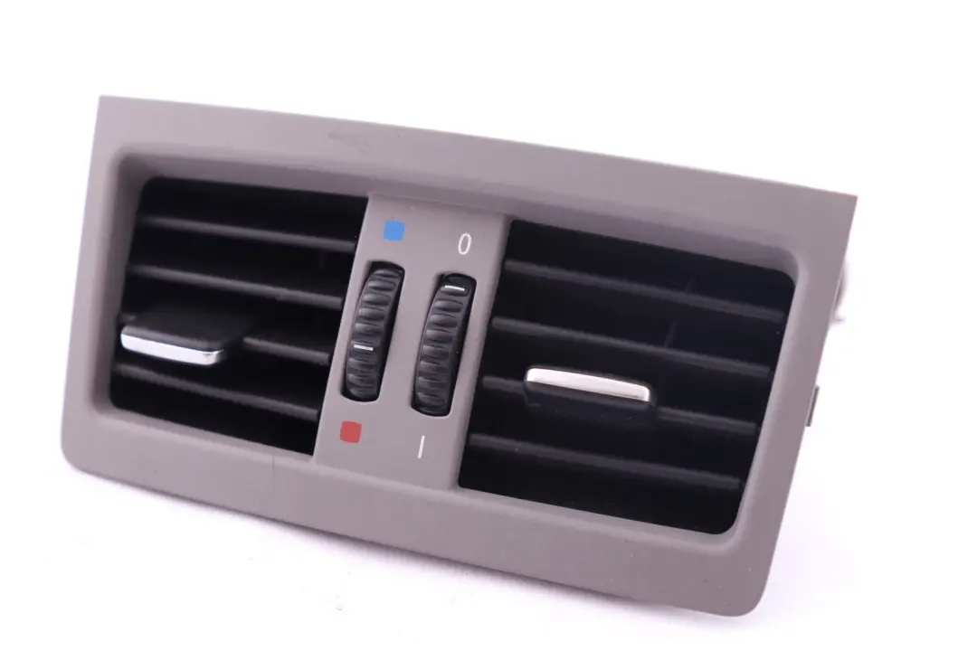 Trasera Consola Central Rejilla De Aire Fresco Ventilacion Gris para BMW E90 E90 con número de pieza 7210644 BMW E90 E90 Trasera Consola Central Rejilla De Aire Fresco Ventilacion Gris - SKU 7210644 - Número de pieza 7210644