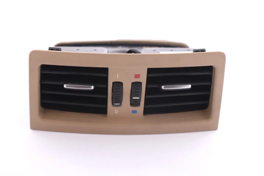 Reihe E90 E91 Frischluftgrill Fondraum SAVANNABEIGE 6932023 für BMW 3 mit Teilenummer 7210648 BMW 3 Reihe E90 E91 Frischluftgrill Fondraum SAVANNABEIGE 6932023 - SKU 7210648 - Teilenummer 7210648