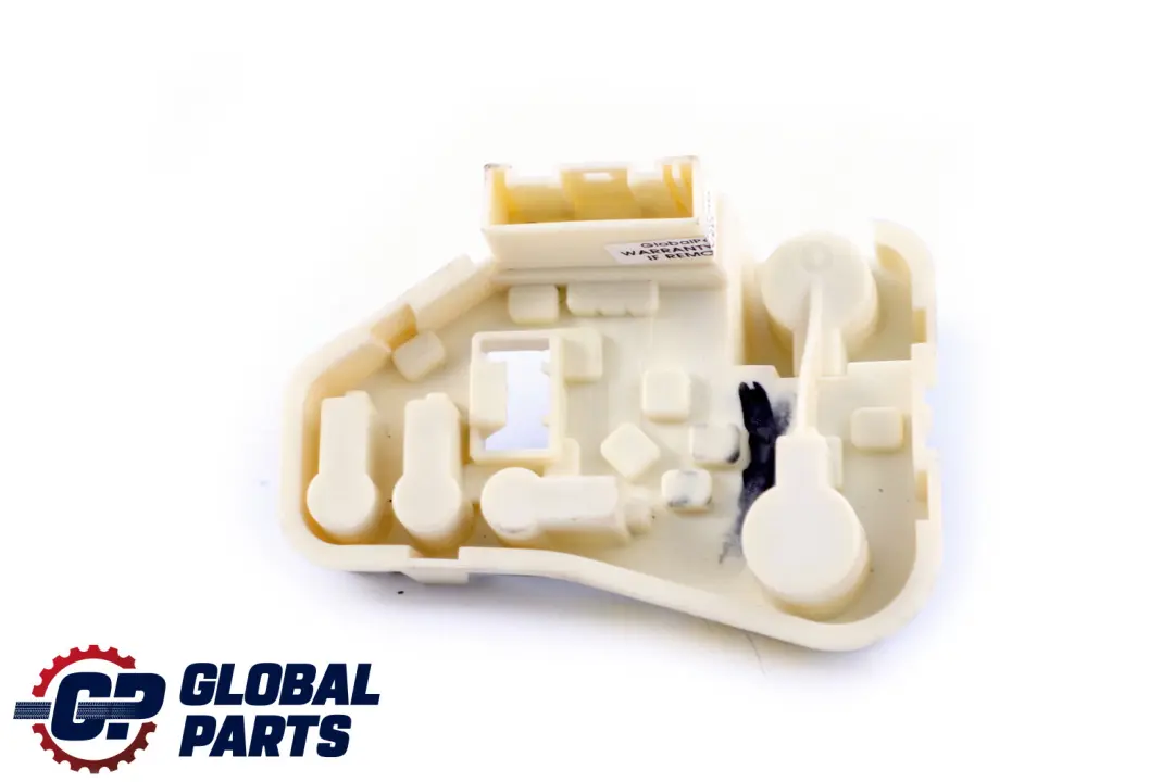 Portalámparas Panel Lateral Luz Trasera Derecha Lado para BMW E90 LCI con número de pieza 7211214 BMW E90 LCI Portalámparas Panel Lateral Luz Trasera Derecha Lado - SKU 7211214 - Número de pieza 7211214