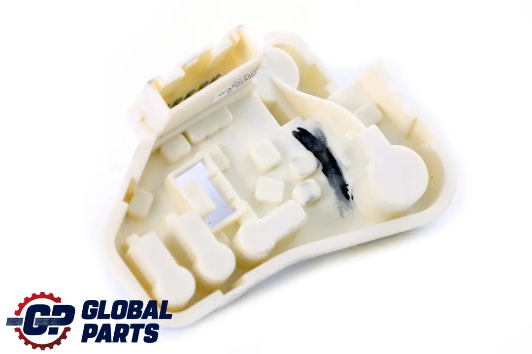 BMW 3 Series E90N LCI Bulb Socket Bulb Holder Light Side Panel Rear Right O/S - SKU 7211214 - Part number 7211214