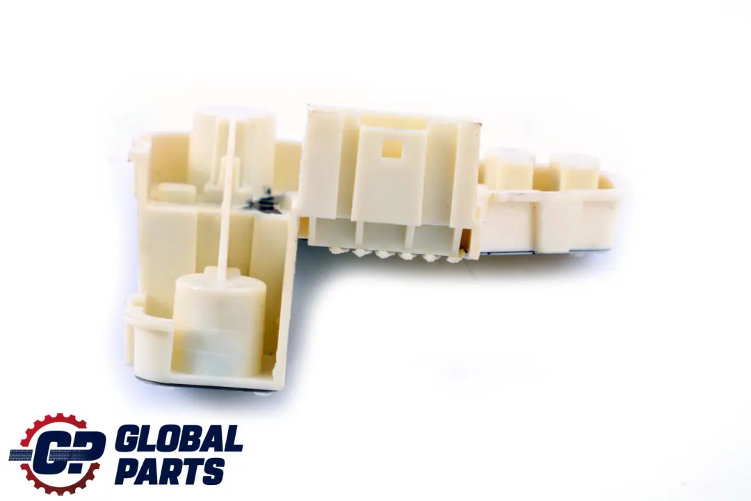 Douille Ampoule Support Panneau Latéral Arrière Droit pour BMW E90 LCI à propos du numéro de pièce 7211214 BMW E90 LCI Douille Ampoule Support Panneau Latéral Arrière Droit - SKU 7211214 - Numéro de pièce 7211214