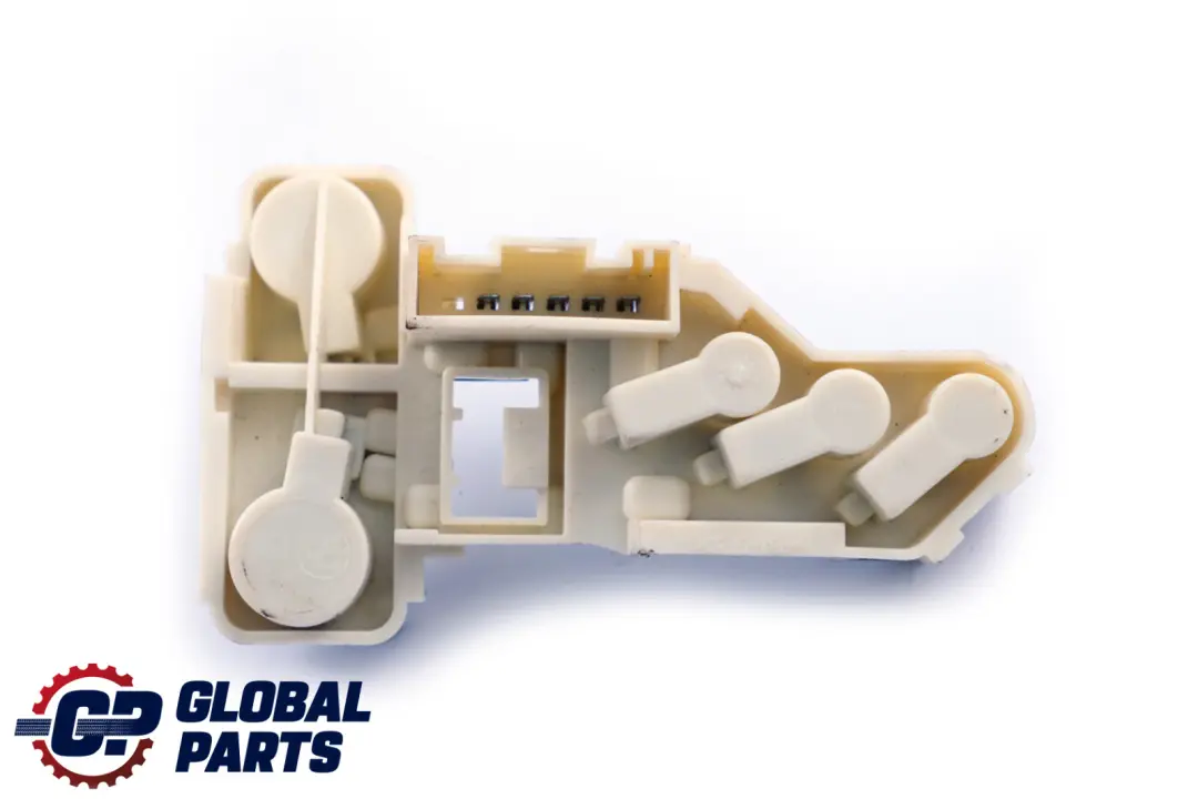 Prise d'ampoule arriere support lampe panneau lateral gauche pour BMW E91 LCI à propos du numéro de pièce 7211217 BMW E91 LCI Prise d'ampoule arriere support lampe panneau lateral gauche - SKU 7211217 - Numéro de pièce 7211217