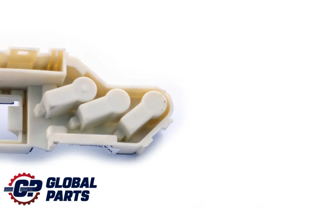 Portalamparas Luz Trasera Panel Lateral Izquierdo para BMW E91 LCI con número de pieza 7211217 BMW E91 LCI Portalamparas Luz Trasera Panel Lateral Izquierdo - SKU 7211217 - Número de pieza 7211217