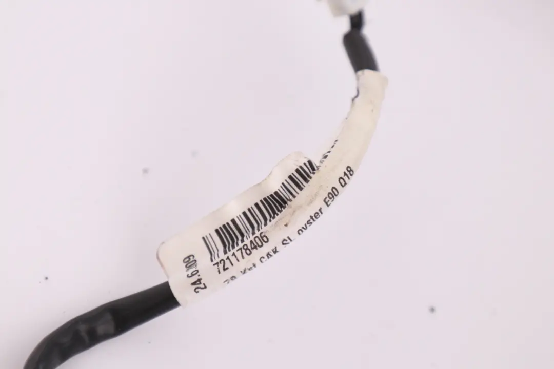 Sedile anteriore sinistro destro Oyster Poggiatesta in pelle per BMW E90 E91 LCI con numero di parte 7211784 BMW E90 E91 LCI Sedile anteriore sinistro destro Oyster Poggiatesta in pelle - SKU 7211784 - Numero di parte 7211784