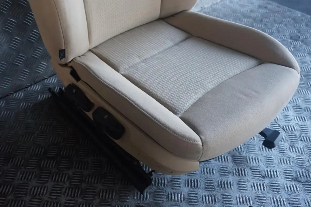 Cloth Interior Front Right Seat O/S Beige Vertex to BMW 3 Series E90 E91 LCI with Part number 7212160 BMW 3 Series E90 E91 LCI Cloth Interior Front Right Seat O/S Beige Vertex - SKU 7212160 - Part number 7212160