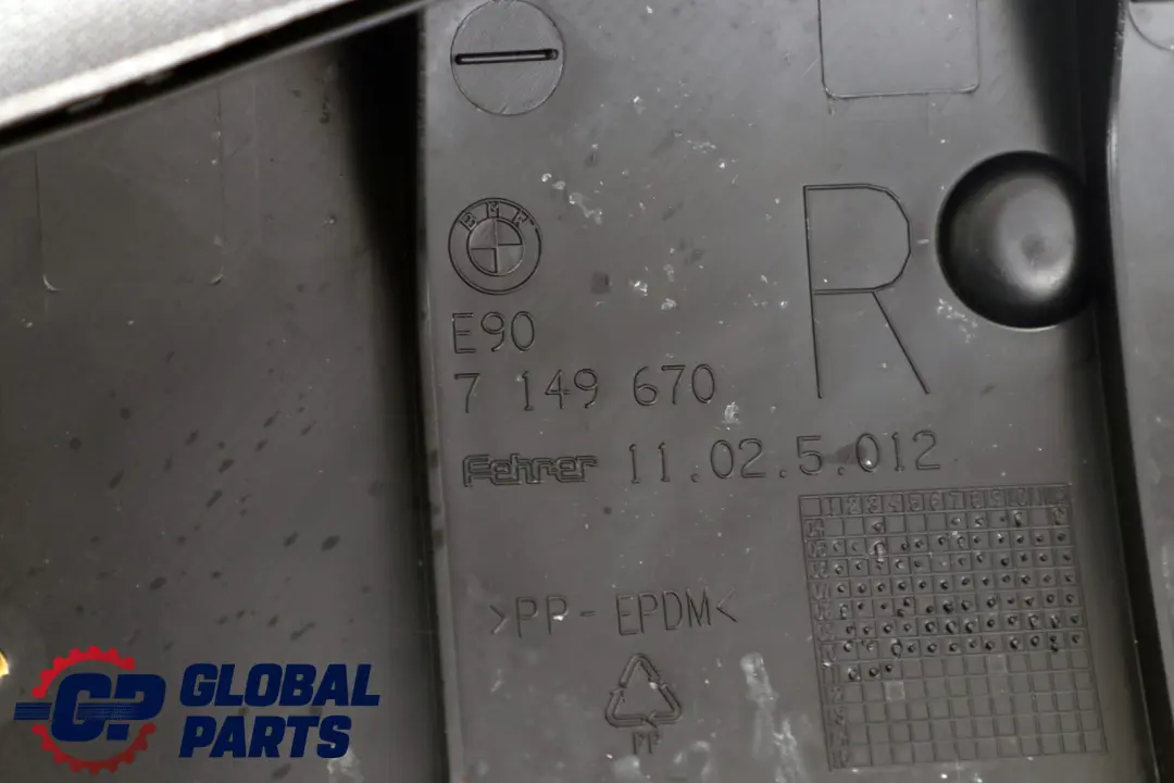 BMW 3 er E90 LCI : Sitz Hinten Rechts Seitenteil Bezug Grau - SKU 7213596 - Teilenummer 7213596