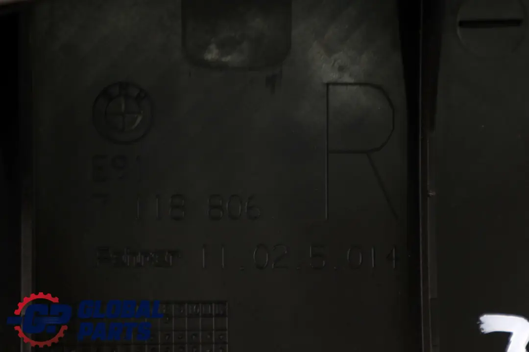 Série 3 E91 LCI Touring Sièges arrières droits en cuir huilé pour BMW à propos du numéro de pièce 7213632 BMW Série 3 E91 LCI Touring Sièges arrières droits en cuir huilé - SKU 7213632 - Numéro de pièce 7213632