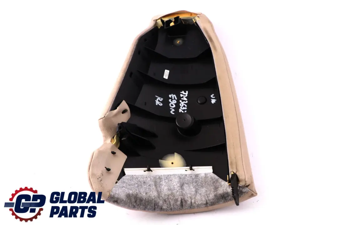 Sedile posteriore destro Finitura laterale in pelle Oyster per BMW E91 LCI Touring con numero di parte 7213632 BMW E91 LCI Touring Sedile posteriore destro Finitura laterale in pelle Oyster - SKU 7213632 - Numero di parte 7213632