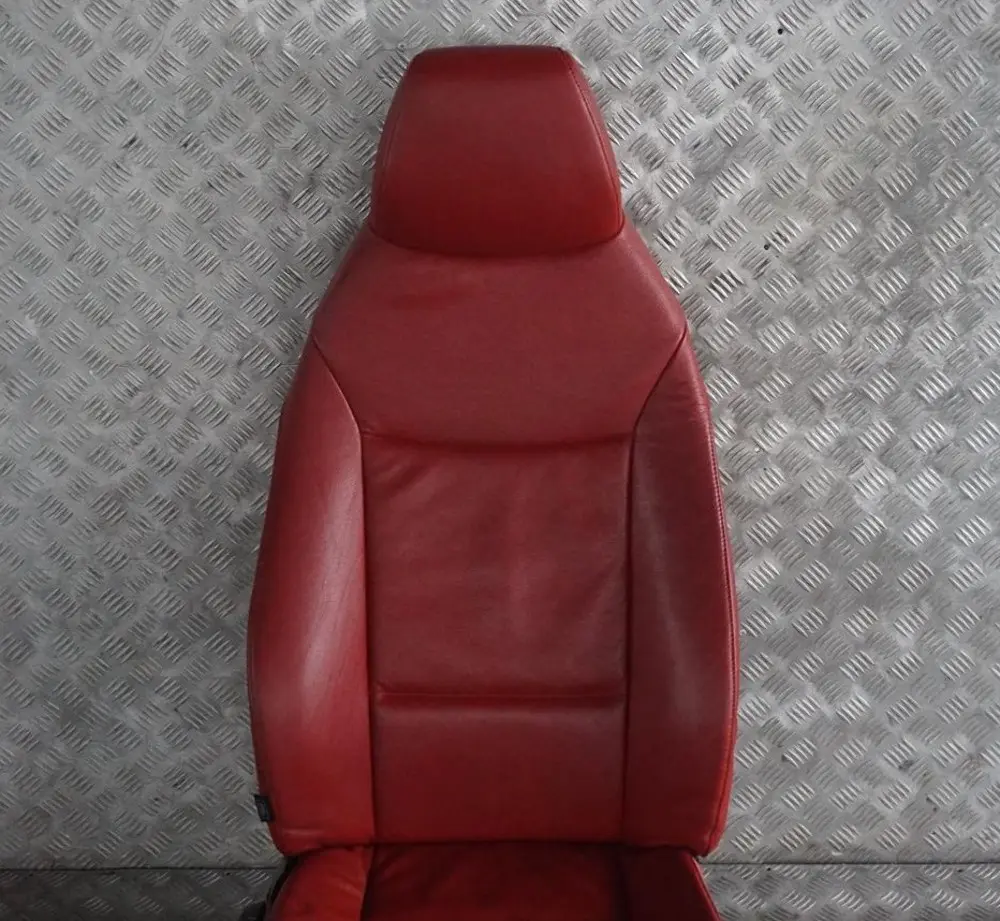 Front Right O/S Red Leather Seat to BMW Z4 Series E89 Roadster Cabrio with Part number 7213916 BMW Z4 Series E89 Roadster Cabrio Front Right O/S Red Leather Seat - SKU 7213916 - Part number 7213916