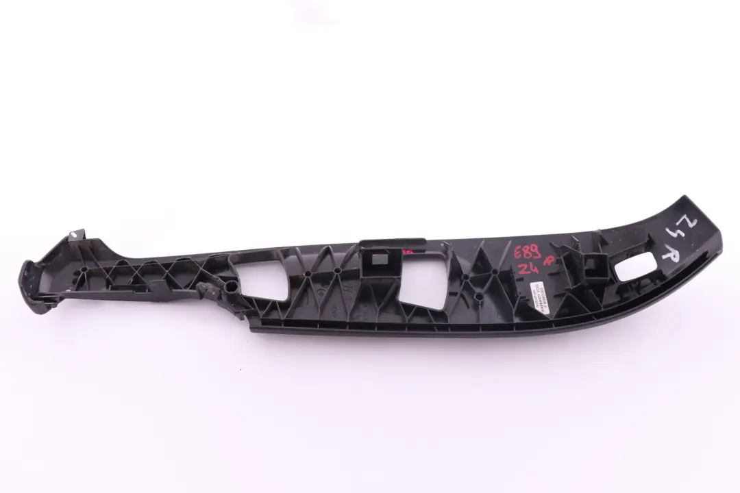 Trim Seat Cover Outer Right O/S Black 9176160 to BMW Z4 Series E89 Cabrio Roadster with Part number 7217176 BMW Z4 Series E89 Cabrio Roadster Trim Seat Cover Outer Right O/S Black 9176160 - SKU 7217176 - Part number 7217176