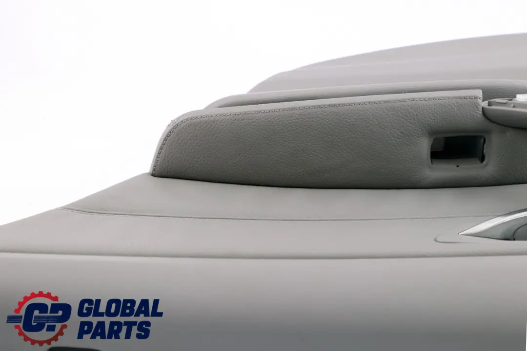 Trasera Derecha O / Tarjeta De La Puerta Forro Gris Panel De cuero Trim para BMW E90 con número de pieza 7217582 BMW E90 Trasera Derecha O / Tarjeta De La Puerta Forro Gris Panel De cuero Trim - SKU 7217582 - Número de pieza 7217582