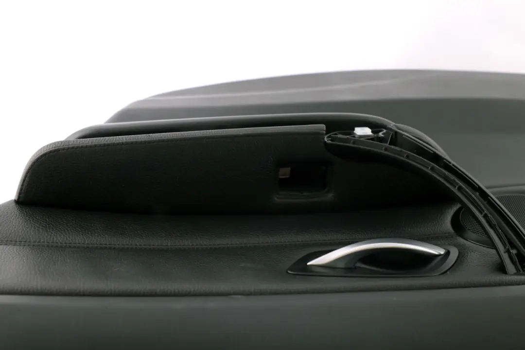 Trasera Derecha Tarjeta De La Puerta De cuero Forro Panel Trim Negro para BMW E90 E91 con número de pieza 7217612 BMW E90 E91 Trasera Derecha Tarjeta De La Puerta De cuero Forro Panel Trim Negro - SKU 7217612 - Número de pieza 7217612