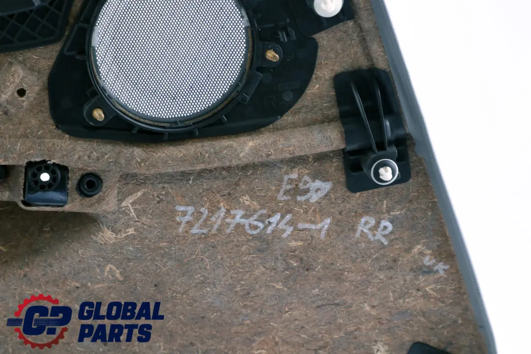 Right O/S Door Card Lining Panel Grey Leather to BMW 3 Series E90 E91 Rear with Part number 7217614 BMW 3 Series E90 E91 Rear Right O/S Door Card Lining Panel Grey Leather - SKU 7217614-1 - Part number 7217614