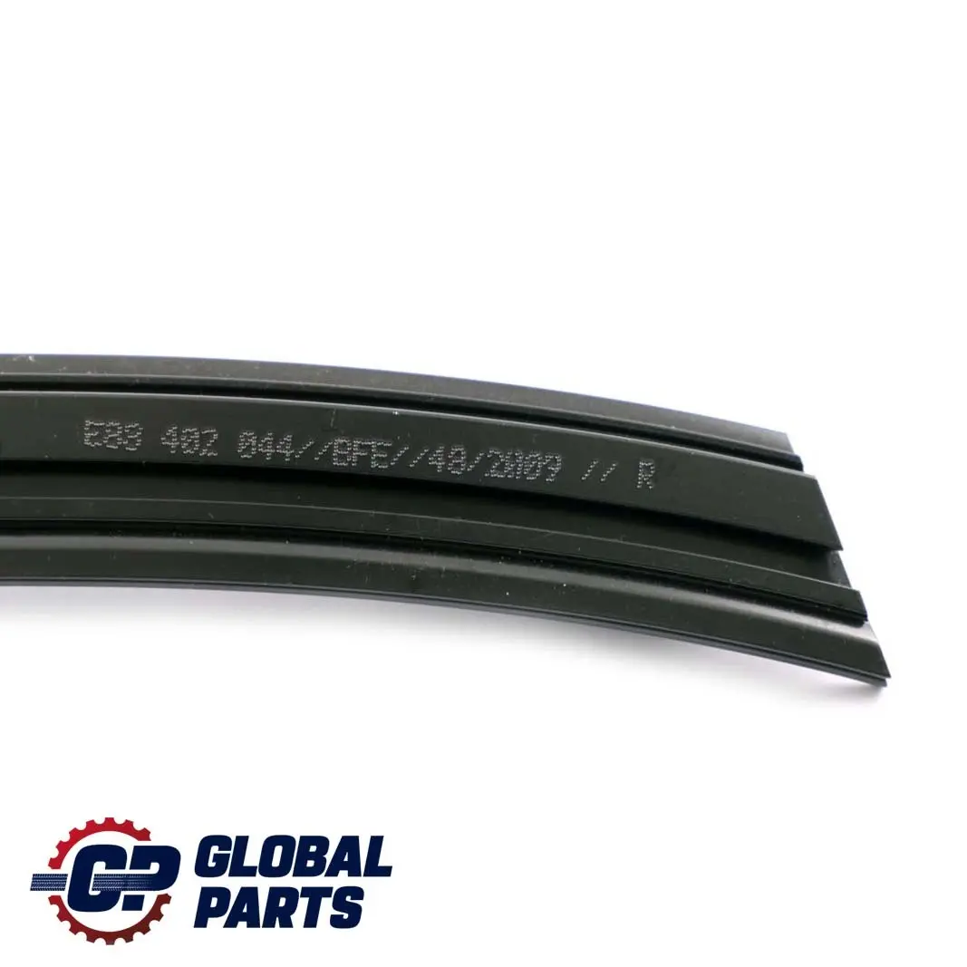 BMW Cabrio E88 Uszczelka rama listwa prawa dach - SKU 7219108 - Numer Części 7219108