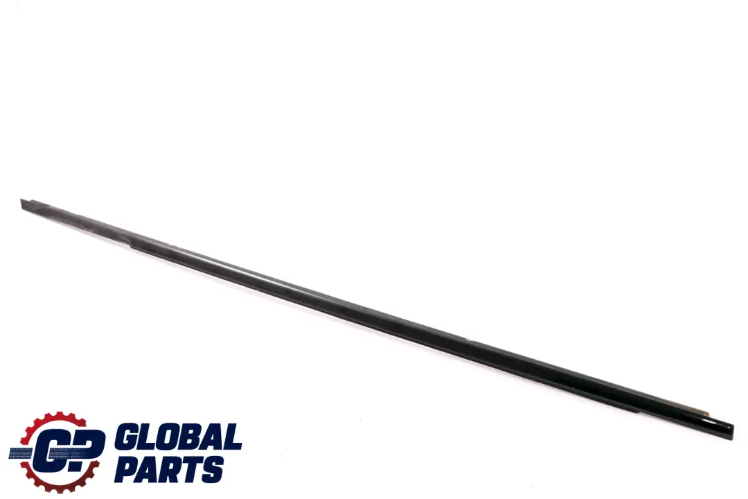 Moldura Exterior Para Canal De Puerta Delantera Derecha Izquierdo Negro para BMW E90 con número de pieza 7220188 BMW E90 Moldura Exterior Para Canal De Puerta Delantera Derecha Izquierdo Negro - SKU 7220188 - Número de pieza 7220188