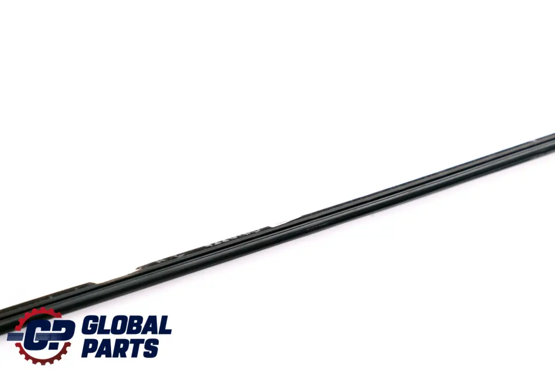 BMW E90 Plaque D'egout Exterieur Porte Arriere Gauche Noir Brillant - SKU 7220189 - Numéro de pièce 7220189