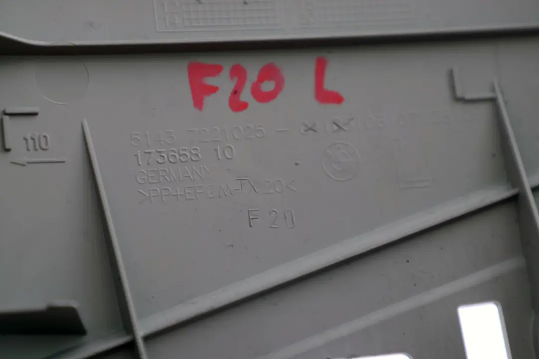 BMW F20 Osłona obudowa słupka lewa Everestgrau - SKU 7221025 - Numer Części 7221025