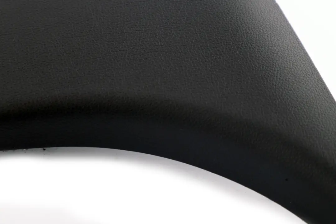 BMW 1 F20 Carenage Visiere B Colonne en Bas a Droite Noir - SKU 7221028 - Numéro de pièce 51437221028