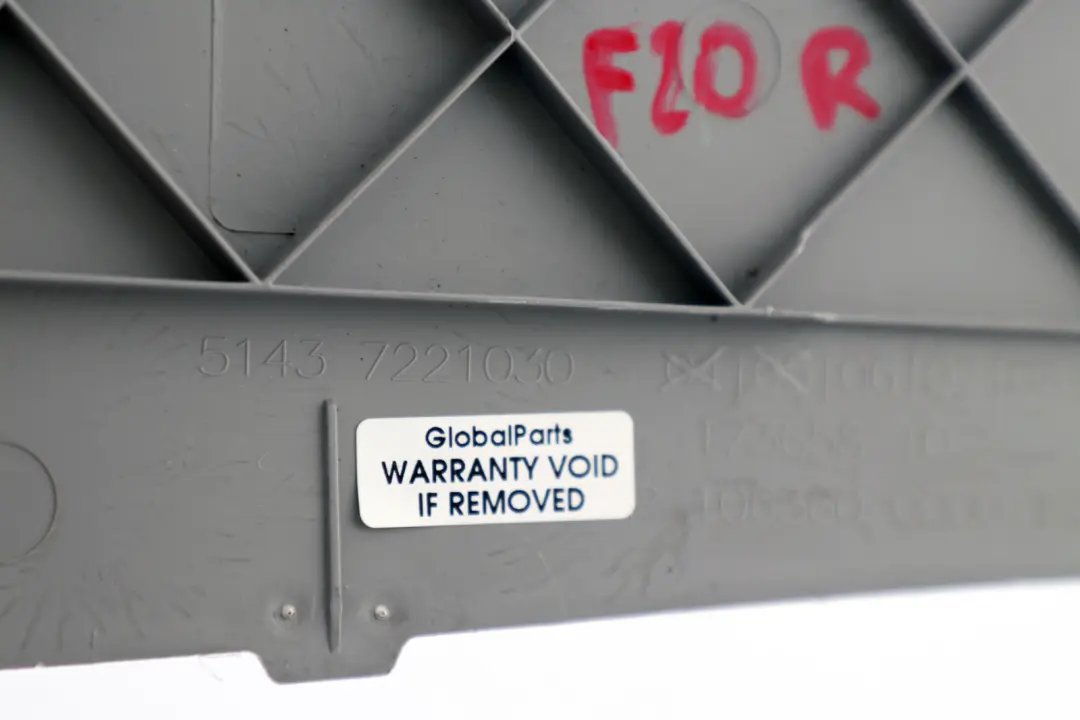 BMW 1 Series F20 Column C Pillar Right O/S Trim Cover Panel Everestgrau Grey - SKU 7221030 - Part number 7221030