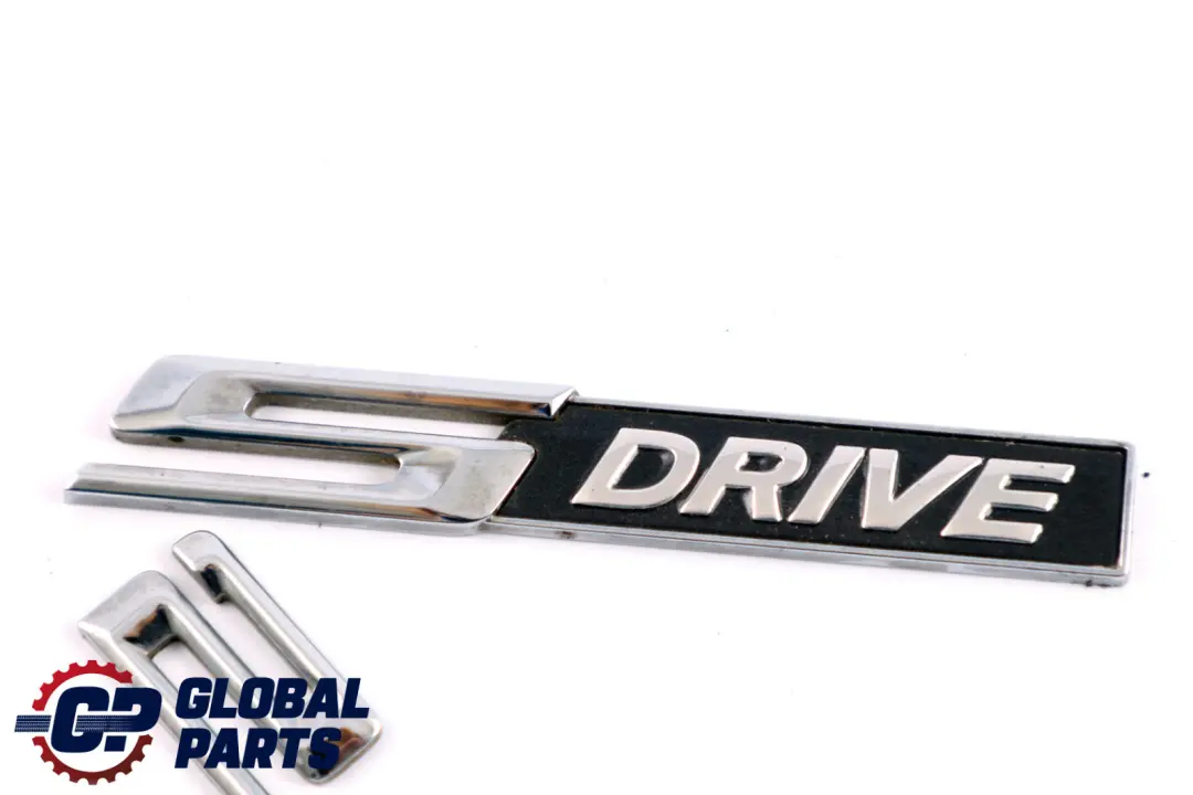 Adherido Lettering S Drive 23i Emblema Logo Trim para BMW Z4 E89 con número de pieza 7221374 BMW Z4 E89 Adherido Lettering S Drive 23i Emblema Logo Trim - SKU 7221374 - Número de pieza 7221374