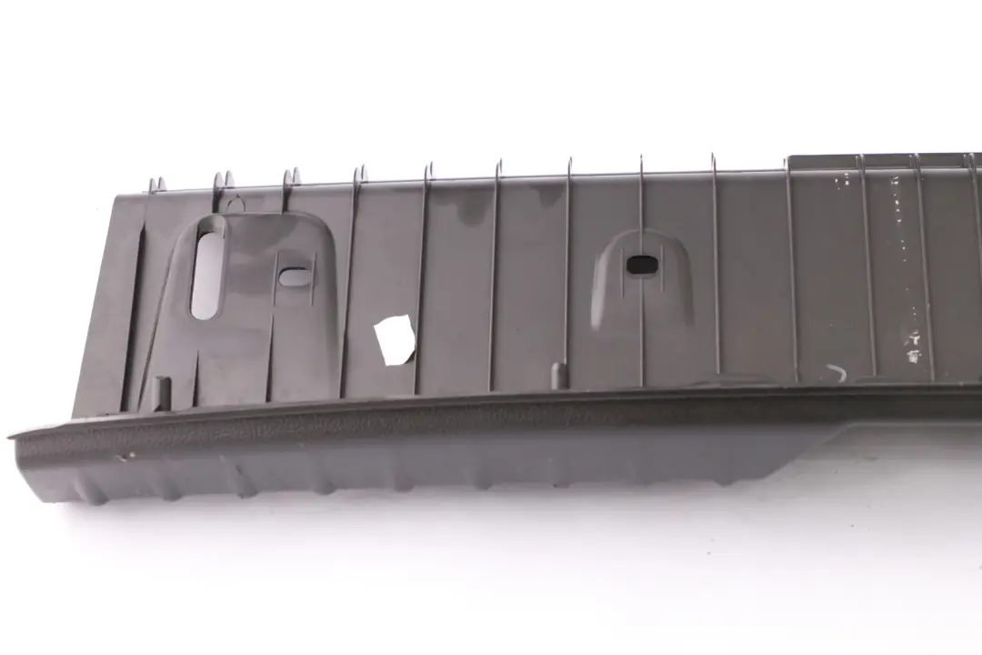 Seuil de Chargement Plancher Du Compartiment a Bagages pour BMW 1 F20 F21 LCI Iris à propos du numéro de pièce 7221871 BMW 1 F20 F21 LCI Iris Seuil de Chargement Plancher Du Compartiment a Bagages - SKU 7221871 - Numéro de pièce 7221871