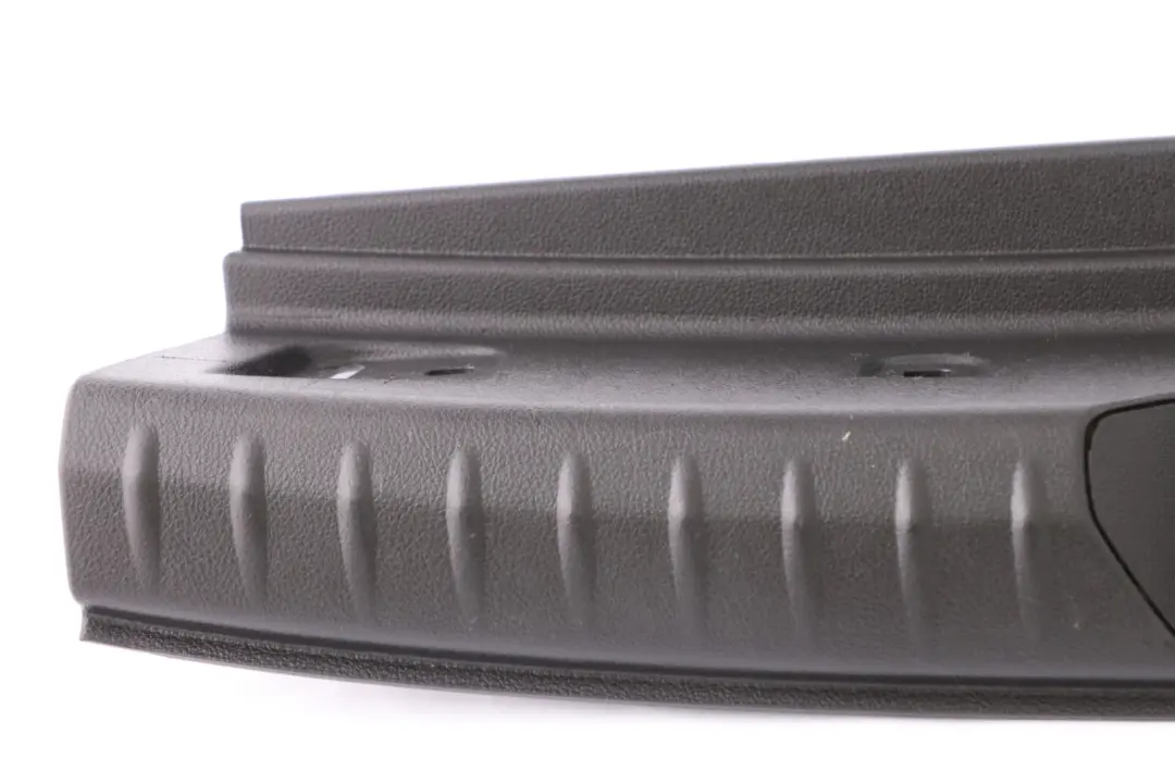 BMW 1 F20 F21 LCI Iris Seuil de Chargement Plancher Du Compartiment a Bagages - SKU 7221871 - Numéro de pièce 7221871