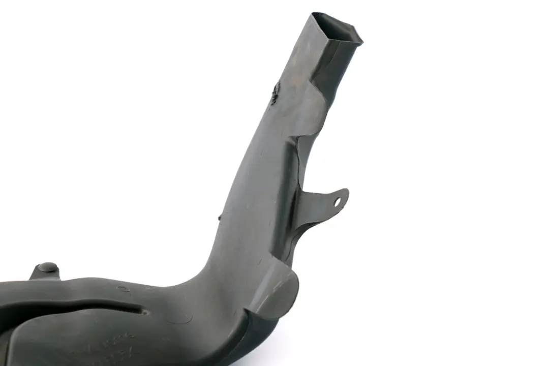 Conducto calefacción trasero izquierdo para BMW F30 F31 F32 F33 F34 GT F35 F36 F80 M3 con número de pieza 7221927 BMW F30 F31 F32 F33 F34 GT F35 F36 F80 M3 Conducto calefacción trasero izquierdo - SKU 7221927 - Número de pieza 7221927