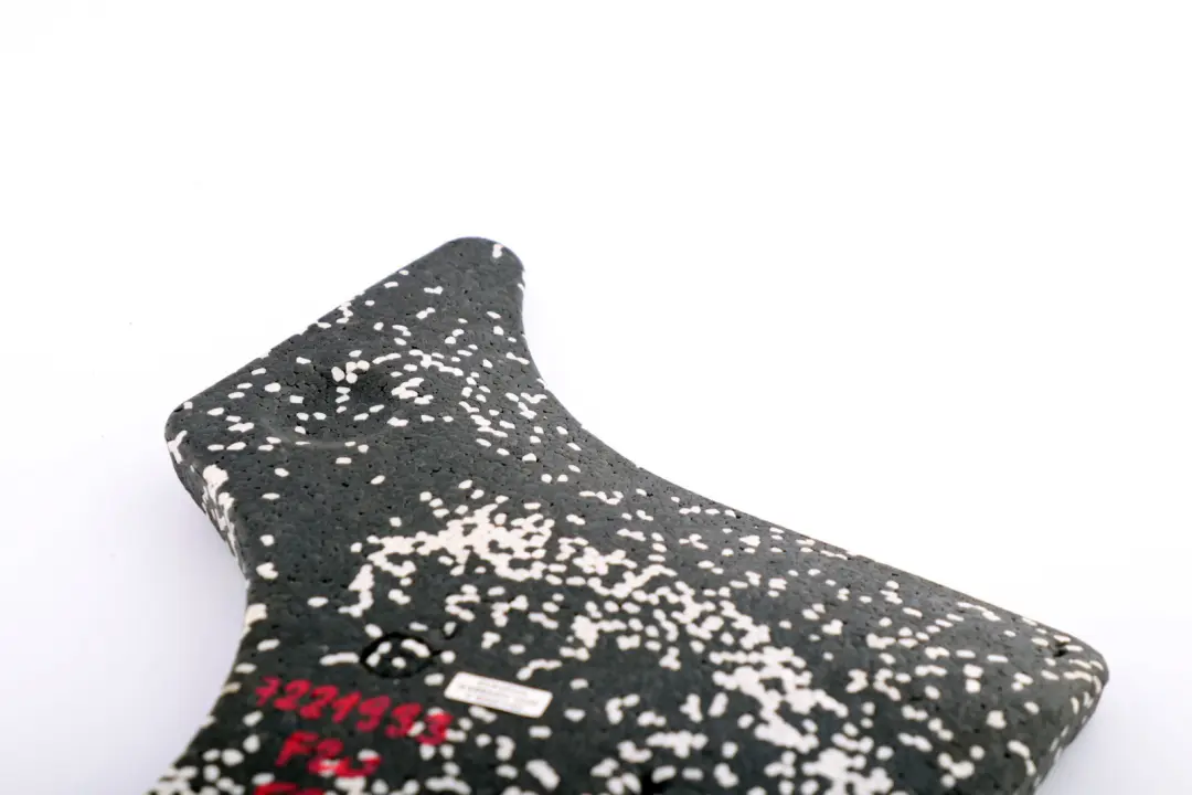 Footwell Front Right O/S Foam Inserts to BMW 1 3 4 Series F20 F21 F30 F31 with Part number 7221933 BMW 1 3 4 Series F20 F21 F30 F31 Footwell Front Right O/S Foam Inserts - SKU 7221933 - Part number 7221933