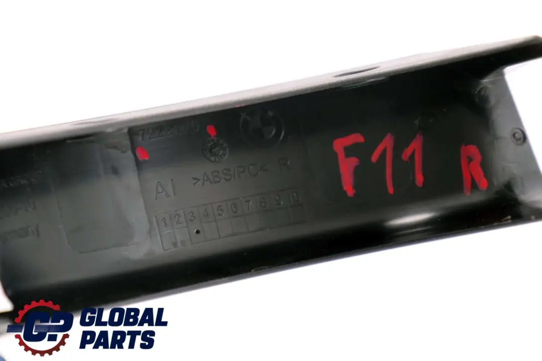 BMW F11 F11N LCI Coperchio Cerniera Destra Pannello Interno O/S Bagagli - SKU 7222170 - Numero di parte 7222170