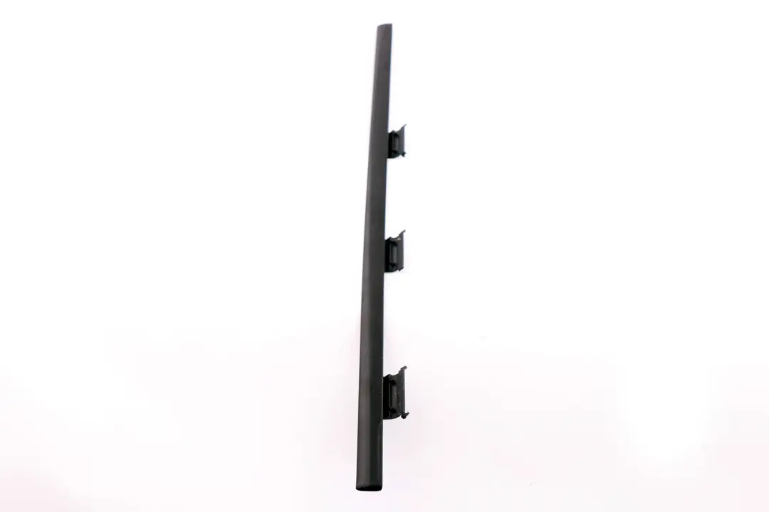 Right Trim Strip O/S Glanzschwarz Black to BMW 3 Series E91 Touring Rear with Part number 7222252 BMW 3 Series E91 Touring Rear Right Trim Strip O/S Glanzschwarz Black - SKU 7222252-1 - Part number 7222252