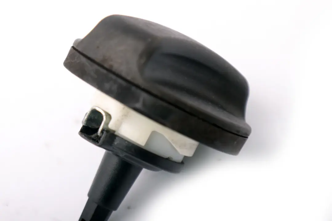 Tappo serbatoio carburante per BMW E60 E90 LCI E89 R56 R55 R60 con numero di parte 7222330 BMW E60 E90 LCI E89 R56 R55 R60 Tappo serbatoio carburante - SKU 7222330-2 - Numero di parte 7222330