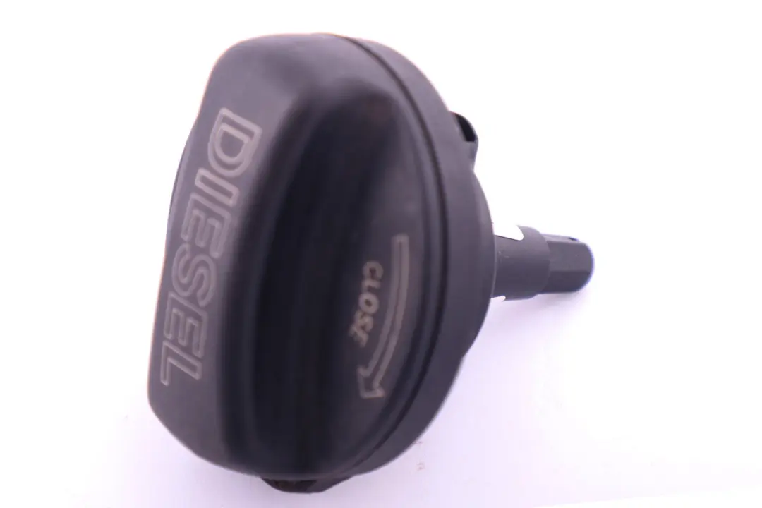 Tappo serbatoio carburante per BMW X3 Serie 5 6 E60 E61 E83 R56 R55 LCI con numero di parte 7222392 BMW X3 Serie 5 6 E60 E61 E83 R56 R55 LCI Tappo serbatoio carburante - SKU 7222392-1 - Numero di parte 7222392